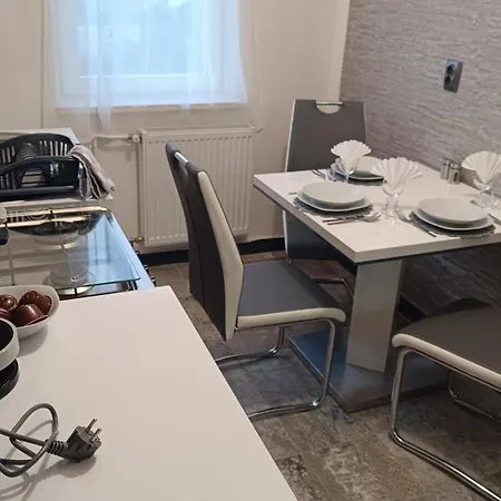 Appartamento Debrentzen Station - Business Debrecen